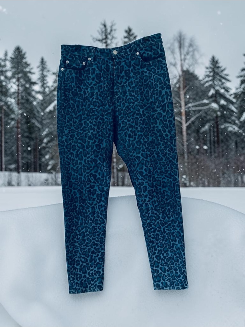 Michael Kors High-Rise Leopard Print Jeans in Teal Blue